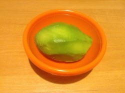 Салат из авокадо и помидоров - шаг 1 Салат из авокадо и помидоров - шаг 1