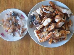 Салат из филе форели с кукурузой и помидорами - шаг 6