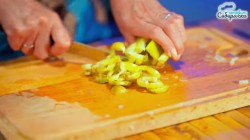 Салат из помидоров и огурцов на зиму - шаг 7 Салат из помидоров и огурцов на зиму - шаг 7