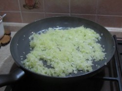 Салат из сердца говяжьего с редькой - шаг 4