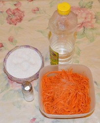 Салат Кальмары с корейской морковью - шаг 2