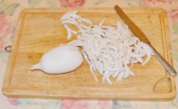 Салат Кальмары с корейской морковью - шаг 6