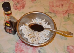 Салат Кальмары с корейской морковью - шаг 7