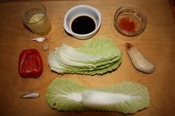 Салат Китайская лодка от Рэйчел Рэй - шаг 1