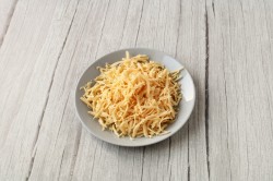 Салат с курицей грибами и картошкой - шаг 18