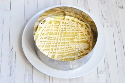 Салат Мимоза с рыбными консервами классический - шаг 10 Салат Мимоза с рыбными консервами классический - шаг 10