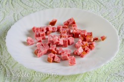 Салат Московский с копченой колбасой - шаг 1 Салат Московский с копченой колбасой - шаг 1