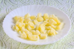 Салат Московский с копченой колбасой - шаг 4 Салат Московский с копченой колбасой - шаг 4