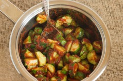 Салат на зиму огурцы с томатной пастой - шаг 3 Салат на зиму огурцы с томатной пастой - шаг 3