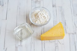 Салат в сырной корзинке - шаг 1