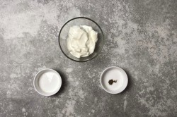 Салат Оливье без майонеза с йогуртом и курицей - шаг 9 Салат Оливье без майонеза с йогуртом и курицей - шаг 9