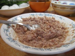 Салат Подсолнух с печенью трески - шаг 9