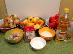 Салат с белой фасолью на зиму - шаг 1