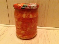 Салат с белой фасолью на зиму - шаг 9