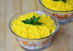 Салат с тунцом и корейской морковью - шаг 8