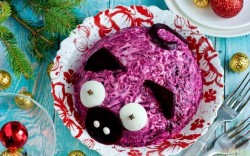 Салат Сельдь под шубой в год Свиньи-Кабана - шаг 15