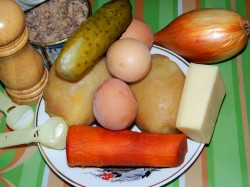 Салат Шапка Деда Мороза - шаг 1 Салат Шапка Деда Мороза - шаг 1