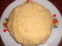 Салат Сказка с копченой курицей слоями - шаг 10