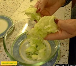 Салат Цезарь с курицей и пармезаном - шаг 10