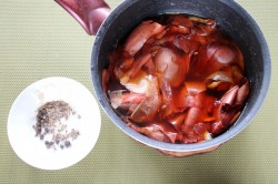 Сало пятиминутка в луковой шелухе - шаг 5 Сало пятиминутка в луковой шелухе - шаг 5