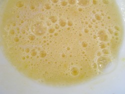 Сдобное тесто для булочек самое вкусное и нежное - шаг 4 Сдобное тесто для булочек самое вкусное и нежное - шаг 4