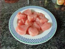 Шашлык из индейки в кефирном маринаде - шаг 2