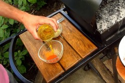 Шашлык из индейки с салом сочный - шаг 4