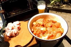 Шашлык из индейки с салом сочный - шаг 8