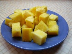 Шашлык из курицы по-гавайски - шаг 2