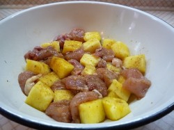 Шашлык из курицы по-гавайски - шаг 3