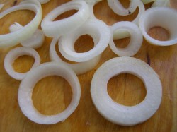 Шашлык из свинины в фольге в духовке мягкий и сочный - шаг 3