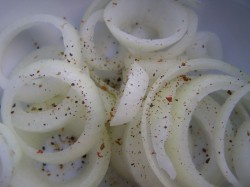 Шашлык из свинины в фольге в духовке мягкий и сочный - шаг 4