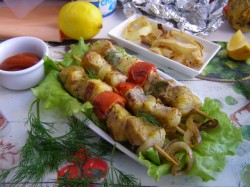 Шашлык из свинины в фольге в духовке мягкий и сочный - шаг 10