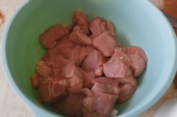 Шашлык из телятины на газированной воде - шаг 2