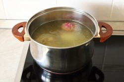 Щи из квашеной капусты с курицей - шаг 4 Щи из квашеной капусты с курицей - шаг 4