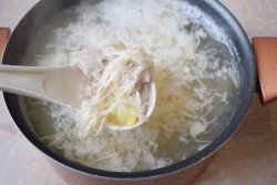 Щи из квашеной капусты со свининой - шаг 5