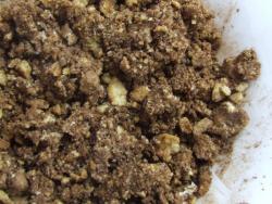 Шоколадная колбаса со сгущенкой из печенья - шаг 3 Шоколадная колбаса со сгущенкой из печенья - шаг 3