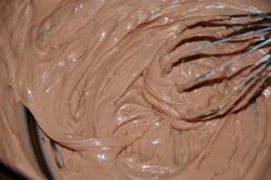 Шоколадный торт с вишней - шаг 23