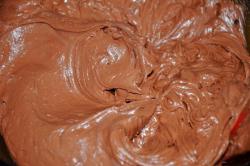 Шоколадный торт с вишней - шаг 22