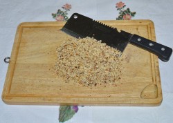 Шоколадное мороженое с орехами в блендере - шаг 5 Шоколадное мороженое с орехами в блендере - шаг 5