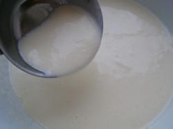 Сладкие суши роллы с бананами - шаг 1