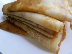 Сладкие суши роллы с бананами - шаг 3