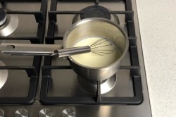 Сливочный соус для рыбы из сливок - шаг 4