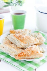 Слойка из дрожжевого слоеного теста - шаг 9