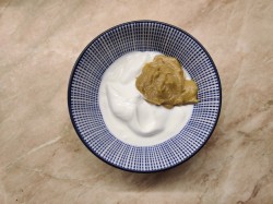 Сметанно горчичный соус - шаг 2