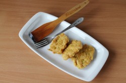 Котлеты из куриной грудки с сыром - шаг 6