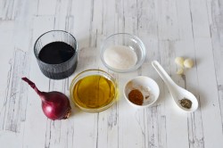 Маринад для свинины с соевым соусом - шаг 1