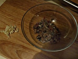 Соус Цезарь с анчоусами - шаг 3 Соус Цезарь с анчоусами - шаг 3