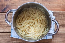 Спагетти с курицей - шаг 3