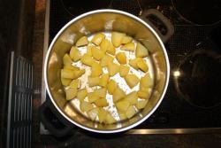 Вегетарианский суп из кабачков с томатным соком - шаг 4 Вегетарианский суп из кабачков с томатным соком - шаг 4